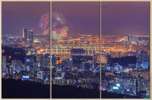 Carica l&#39;immagine nel visualizzatore di Gallery, Seoul Fireworks Festival, South Korea Canvas Eco Leather Print, Made in Italy!