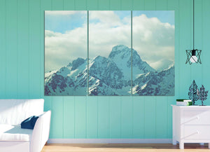 Winter Mountains with Snow Vintage Filter Leather Print, Made in Italy!