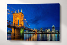 Charger l&#39;image dans la galerie, Cincinnati skyline at twilight canvas eco leather print, Made in Italy!