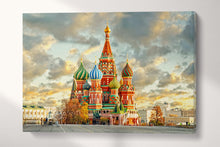 Laden Sie das Bild in den Galerie-Viewer, Saint Basil&#39;s Cathedral Moscow Russia canvas wall decor print