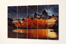 Laden Sie das Bild in den Galerie-Viewer, Laguna de Los Tres, Patagonia, Argentina canvas 5 panels