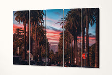 Carica l&#39;immagine nel visualizzatore di Gallery, Hollywood Sign Los Angeles Framed Canvas Leather Print